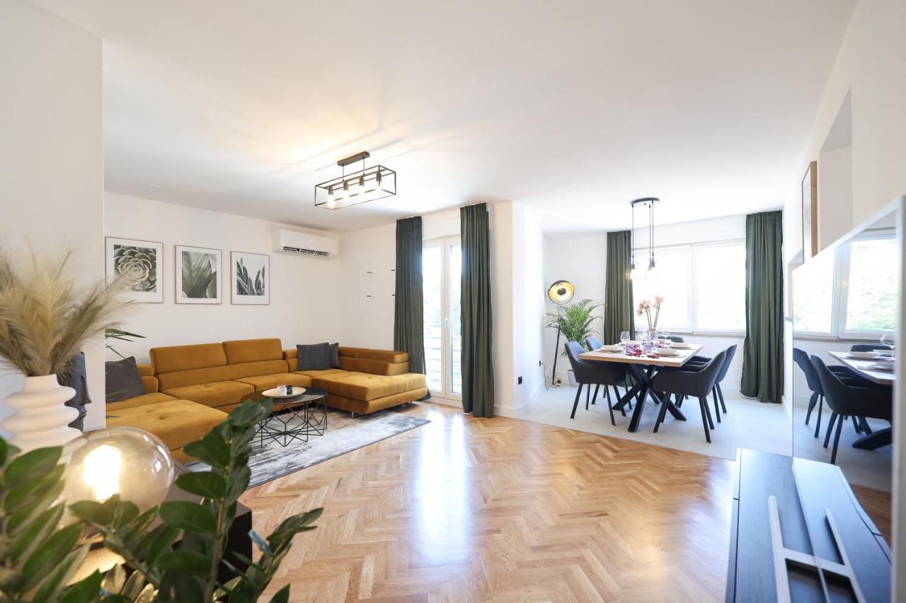 Apartma Zenith Oasis *